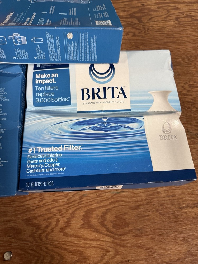 Brita 987554 Pitcher Replacement Filters - 10 Pack- Damaged Box- See Pictures