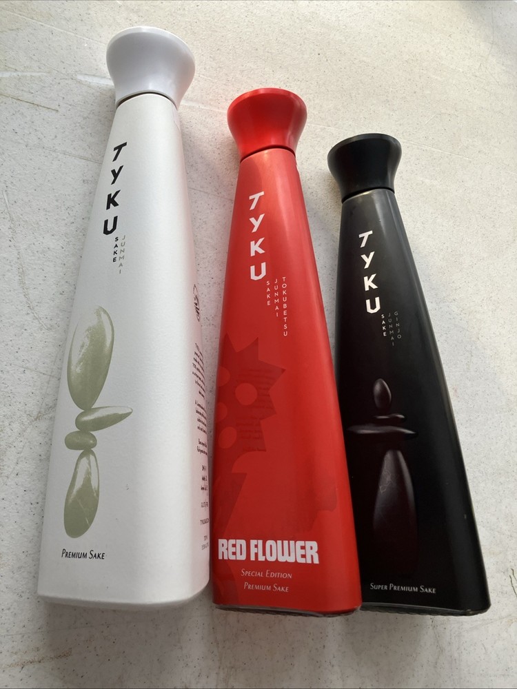 Tyku Sake 3 Bottles Black Red White EMPTY