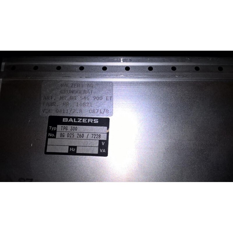 FULL RANGE PFEIFFER BALZERS MANOMETER SET