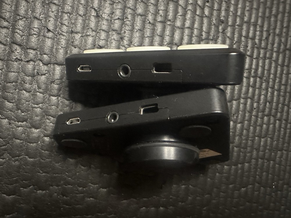 Novation Dicer Cue Point & Looping Control USB Powered DJ Controller w/Box