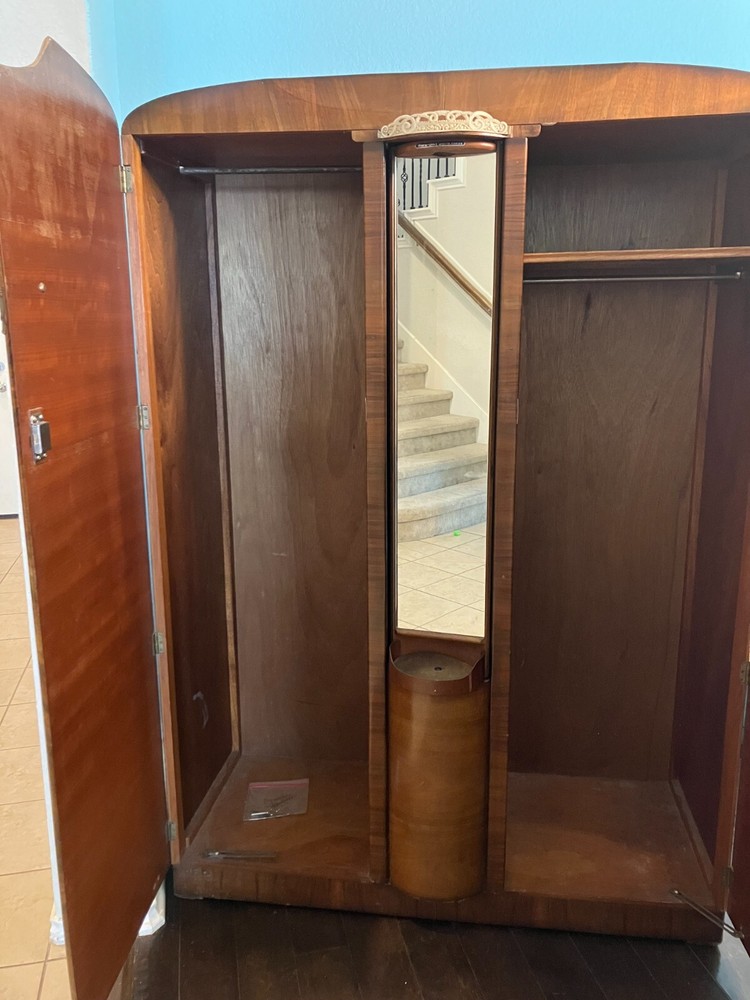Solid wood wardrobe, excellent condition, Circa 1960, Supersuit Production