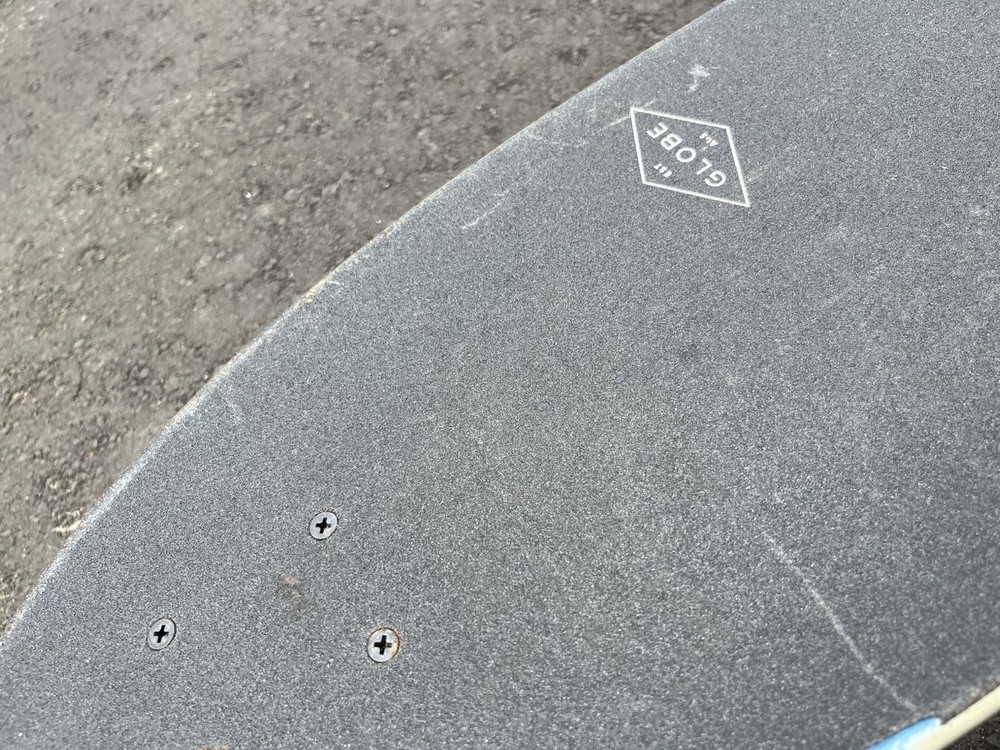Globe cruiser skateboard