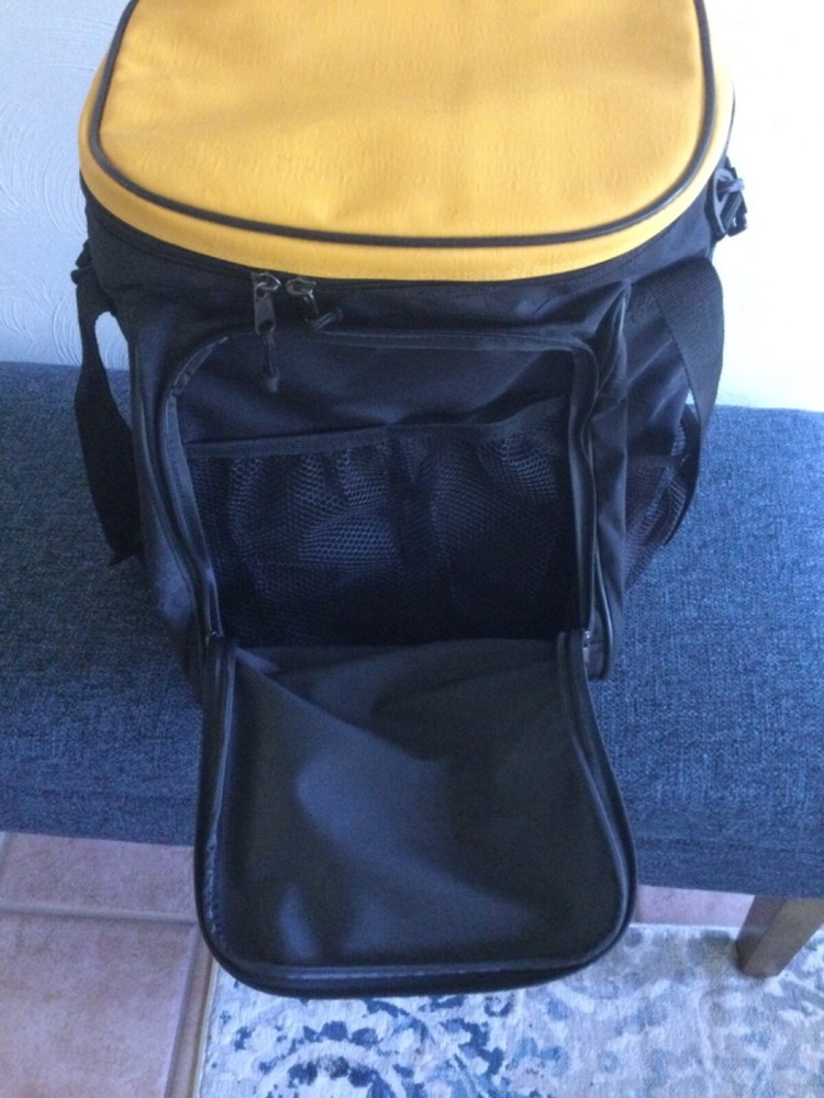 Ice Gear Large Soft Sided Cooler Wheeled with Extendable Handle