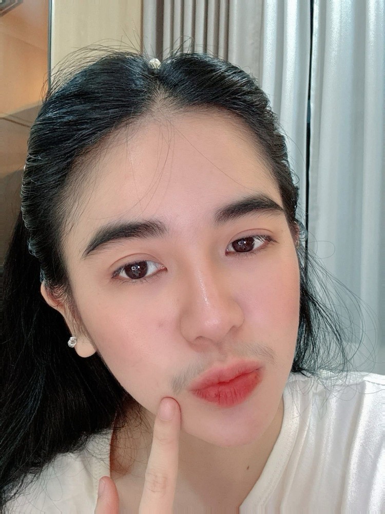 SK Long Lashes Serum សេរ៉ូមបណ្តុះរោមភ្នែក រោមចិញ្ចើម អោយវែង ( 1B / 5ml )