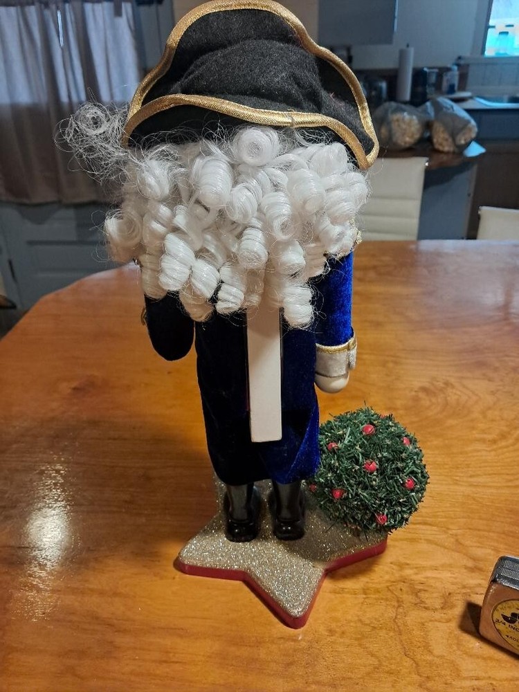 16" George Washington Nutcracker