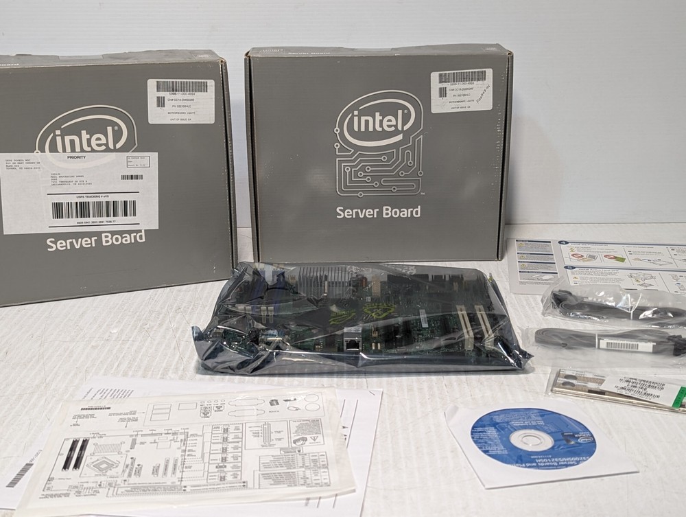 Intel S3210SHLC Server Motherboard  with LGA775 CPU Socket, ATX Form Factor