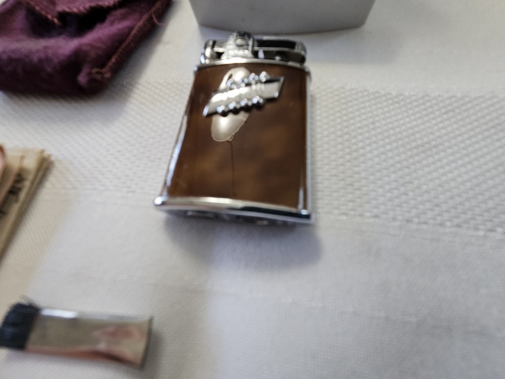 Vintage Ronson Gem Lighter