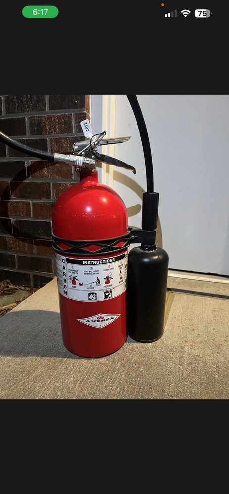 Amerex Carbon Dioxide Fire Extinguisher Model 330