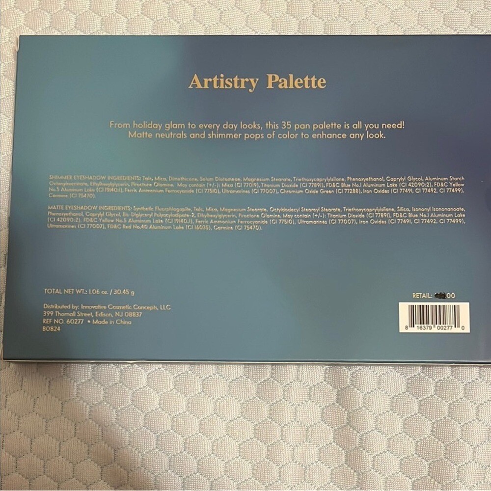 Artistry- Palette with Assorted Colors