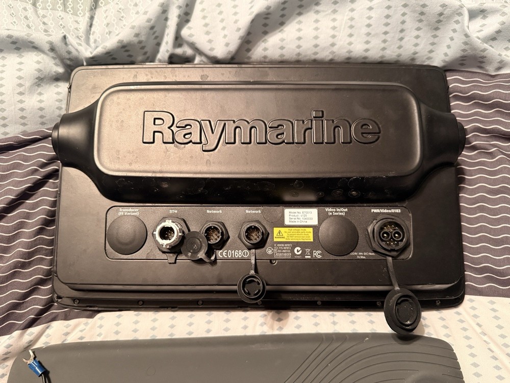 Raymarine c125 Mfd Chartplotter Display - Suncover Power Cable