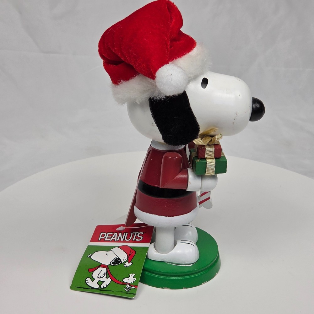 Dan Dee Peanuts Snoopy Christmas Nutcracker 8.5"