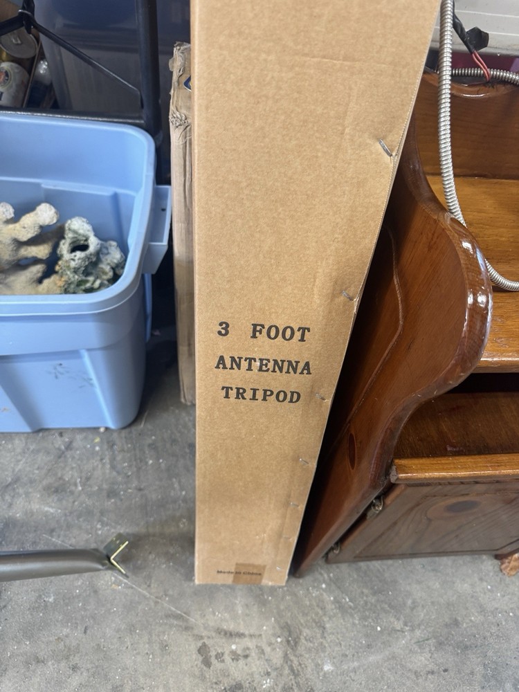 SKYWALKER ANTENNA STAND MODEL NUMBER SKY6031