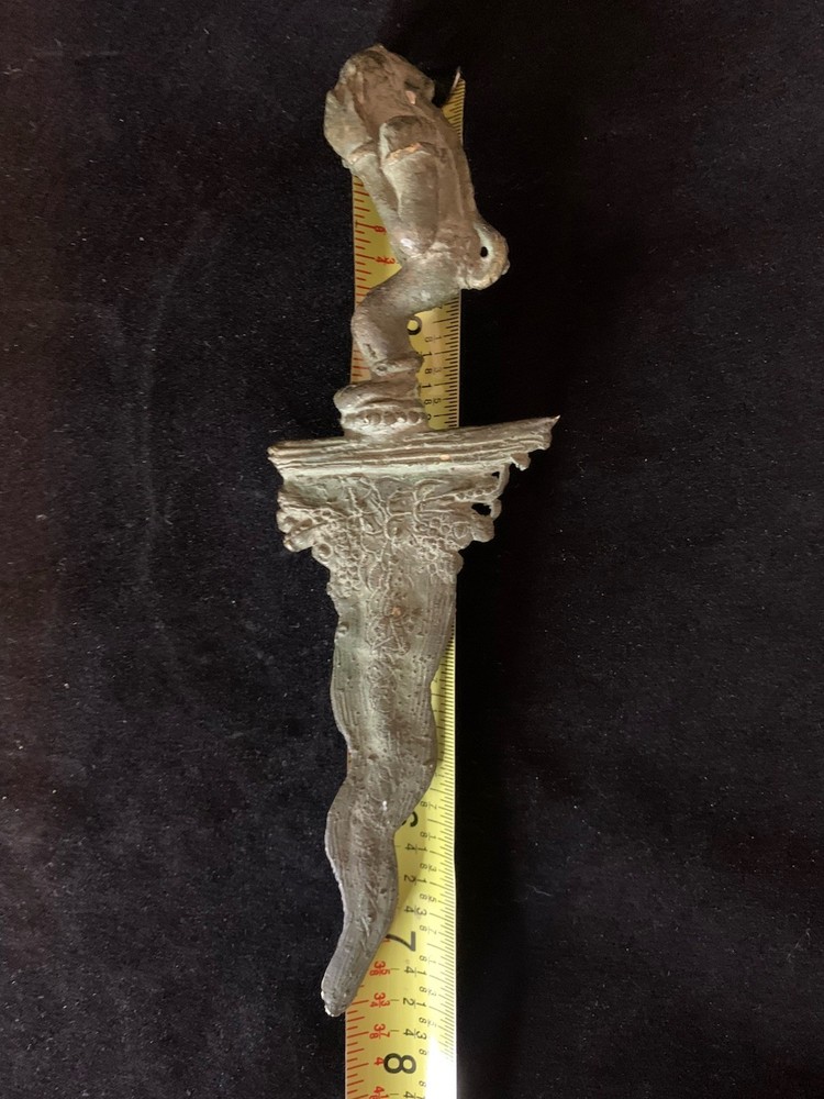 bronze monkey dagger