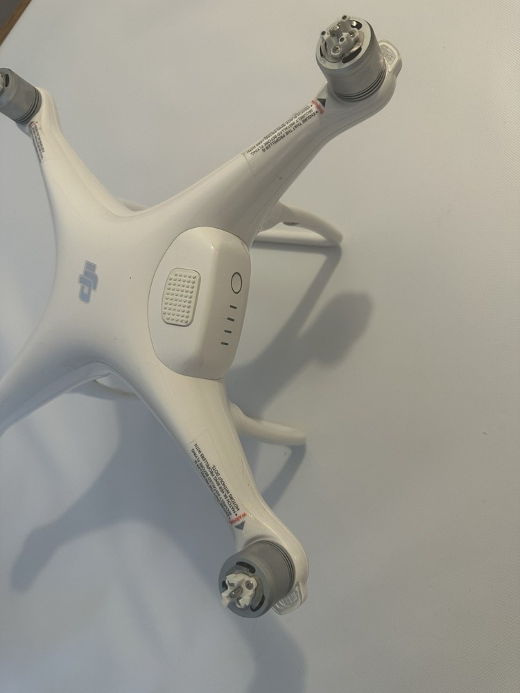 DJI Phantom 4 Drone - White (PHANTOM4)