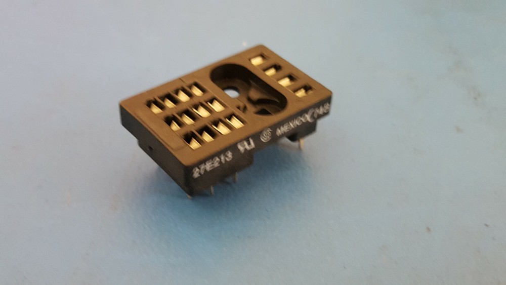 Relay Socket, 16 Position, Through Hole, TYCO, 27E213, 2 Pcs