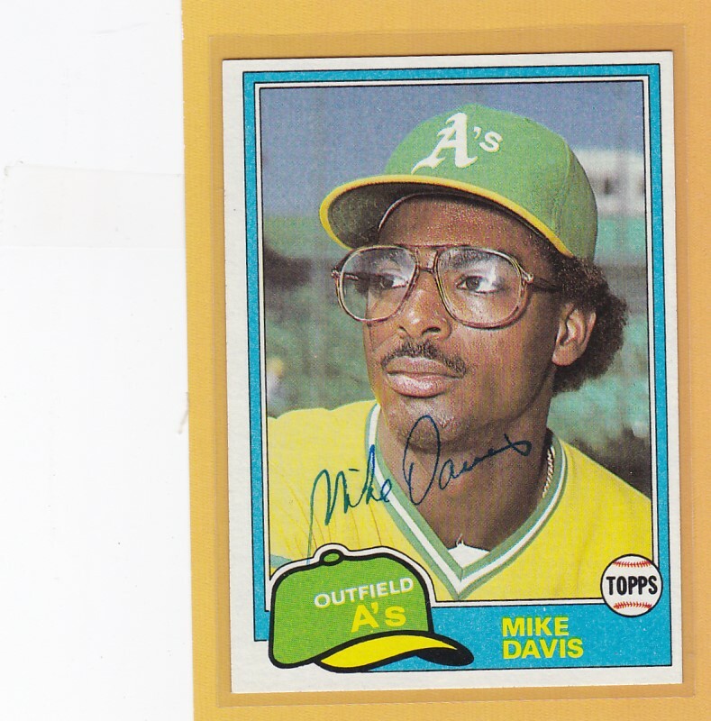 MIKE DAVIS AUTOGRAPH A'S BASEBALL *073