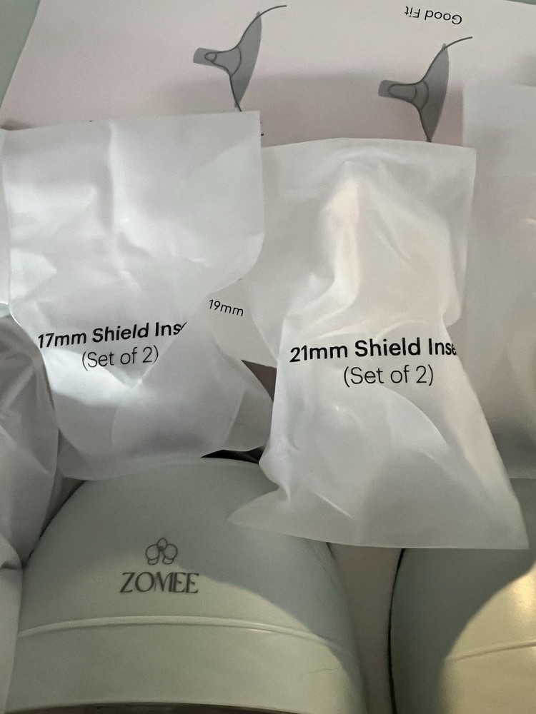 Zomee Wearable Breast Pump- Used Once