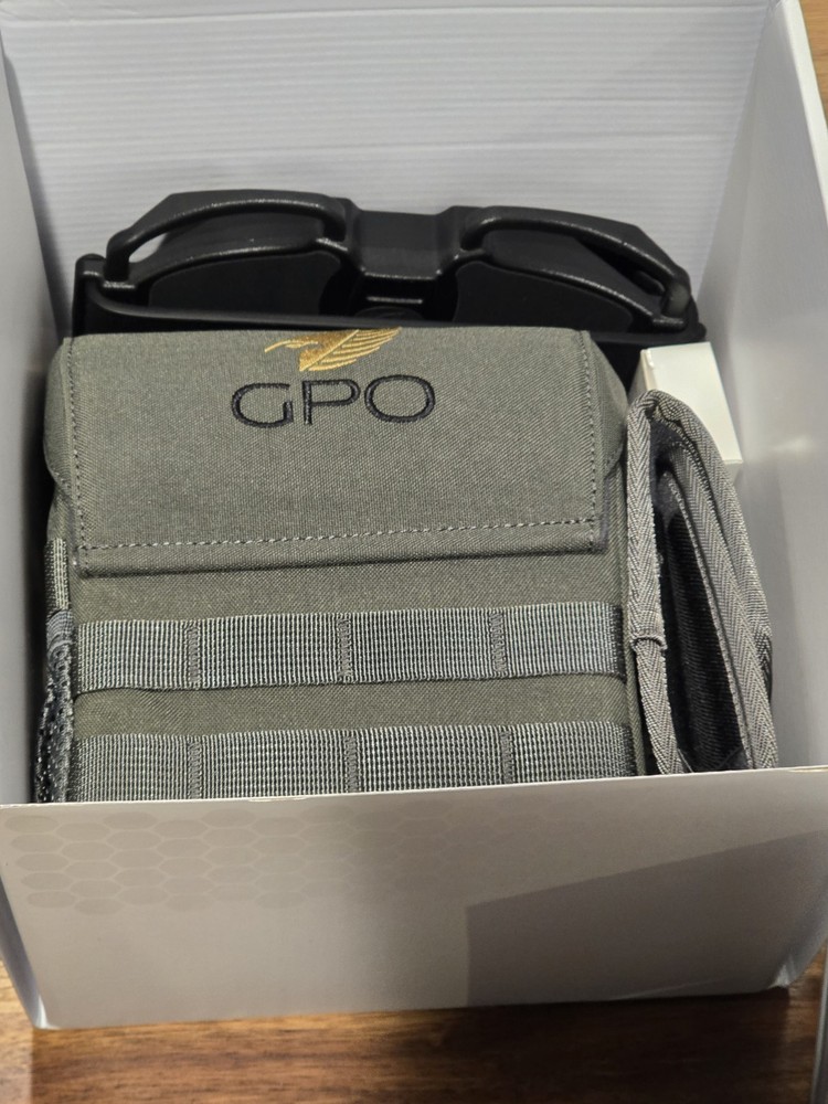 GPO Polariz 10×42 Binocular Bundle B100