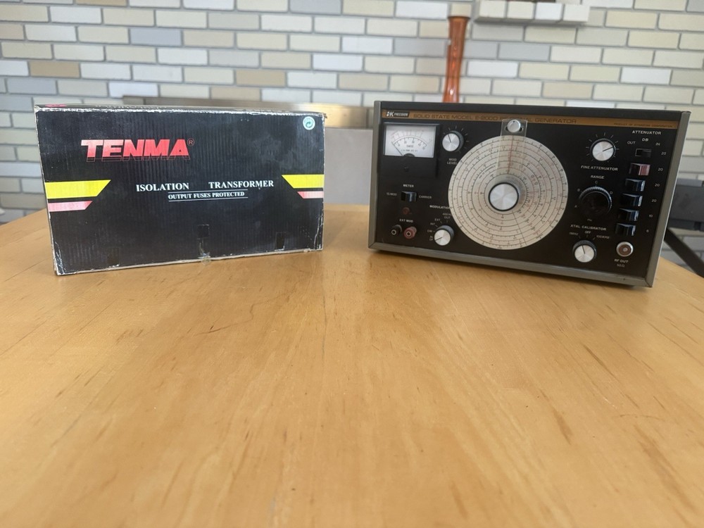 B & K Precision Solid State Model E 200D RF Signal Generator  E-200D Powers On