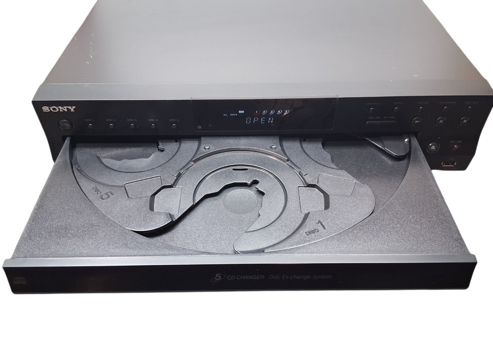 Sony CDP-CE500 5 Disk CD Player With Remote
