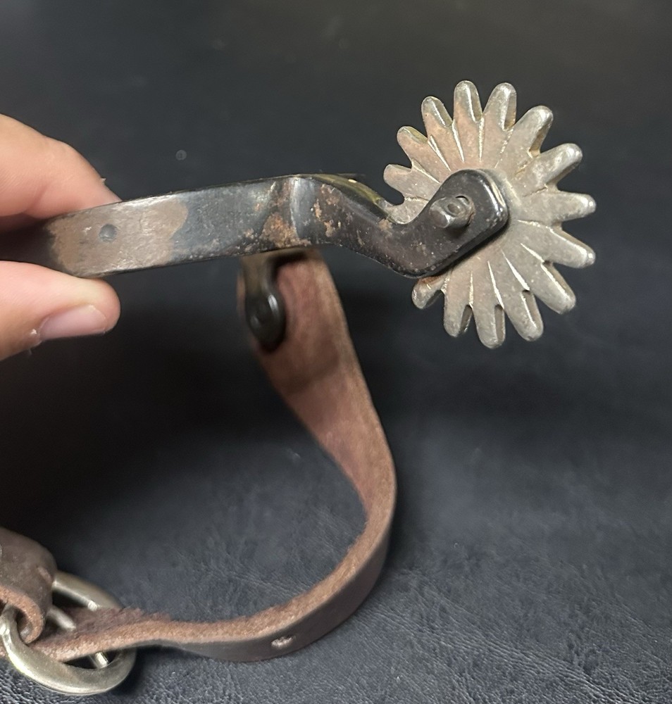 Western Spurs With Good Leathers