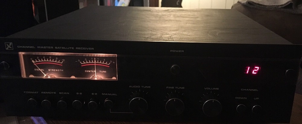 CHANNEL MASTER SATELLITE RECEIVER MODEL 6128