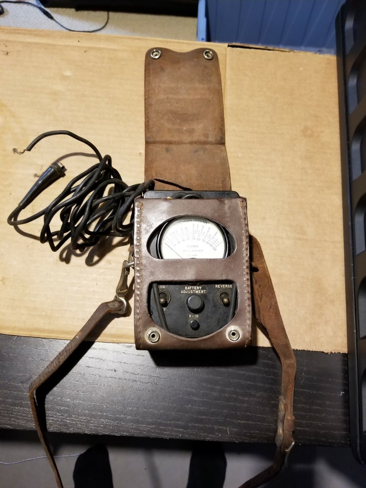 Bell Systems Points MegaOhms to Ohms Meter w/ Leather Type Case