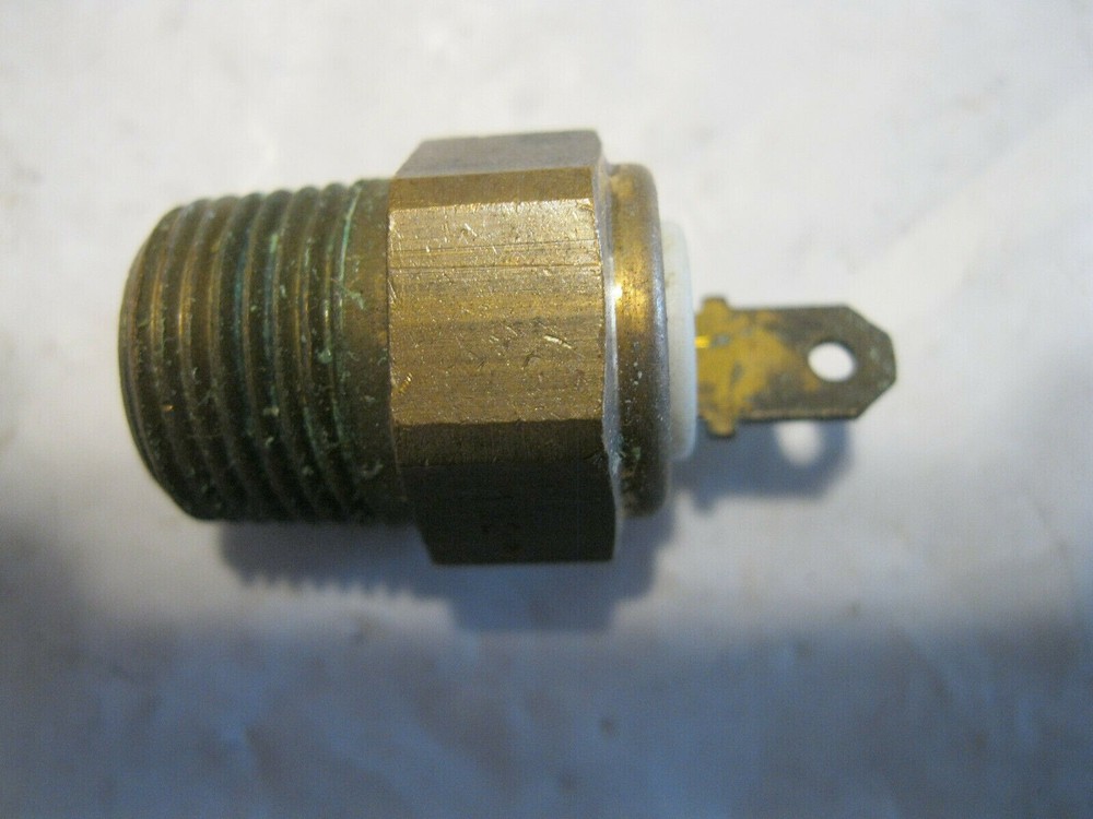 Standard Motor Products TS259 Coolant Temperature Switch