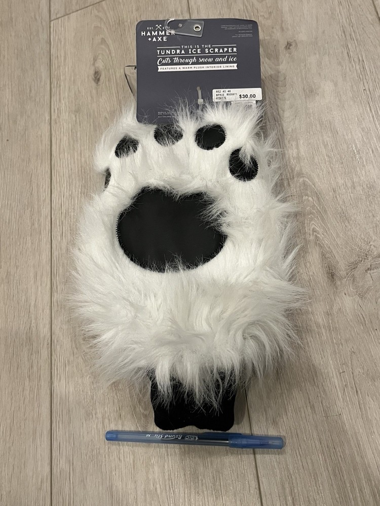 NEW Hammer & Axe Tundra Ice Scraper Retail $30