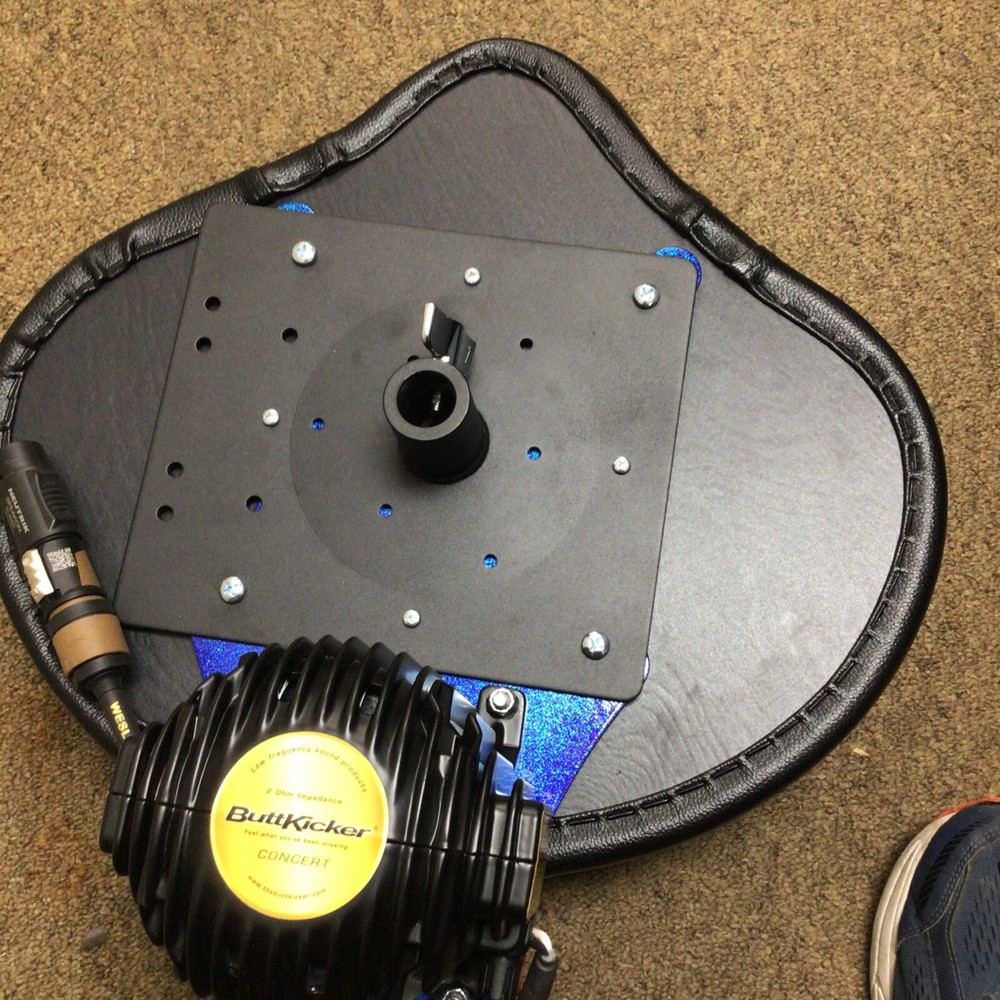 Ludwig Pro Saddle Drum Throne With Buttkicker Concert