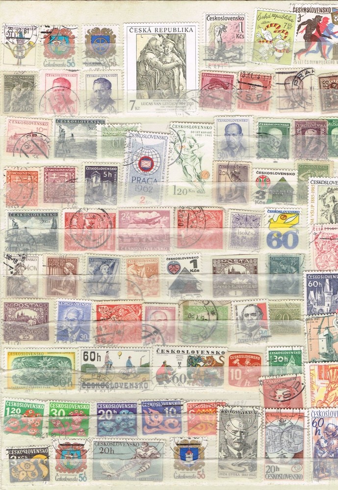 70 Assorted Cancelled Postage sTamps From Czechoslovakia (11-534)