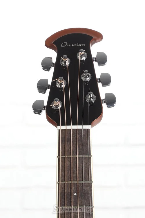 Ovation Celebrity Standard - Natural