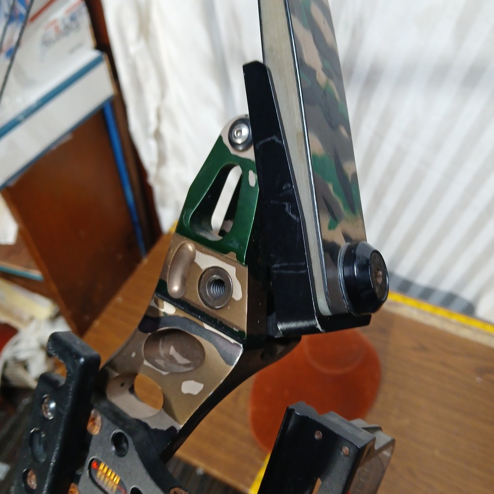 Hoyt Excel Right Handed Compound Bow Fully Loaded! Nice Extras