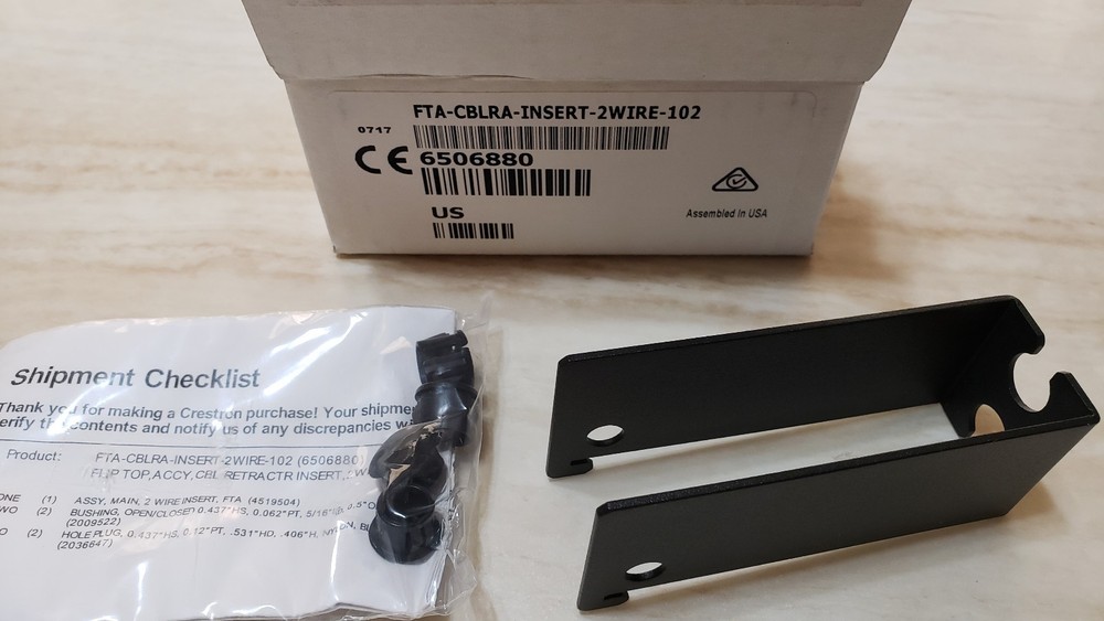 Crestron FTA-CBLRA-INSERT-2WIRE-102 Cable Retractor Spacer Insert