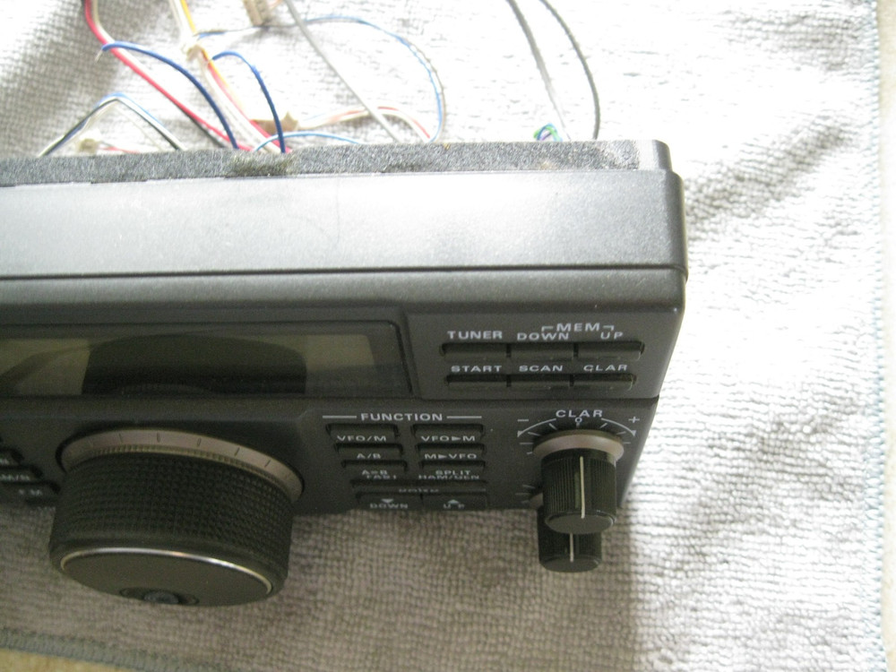 Yaesu FT-840 Front Panel COMPLETE and in Good shape and working as it should