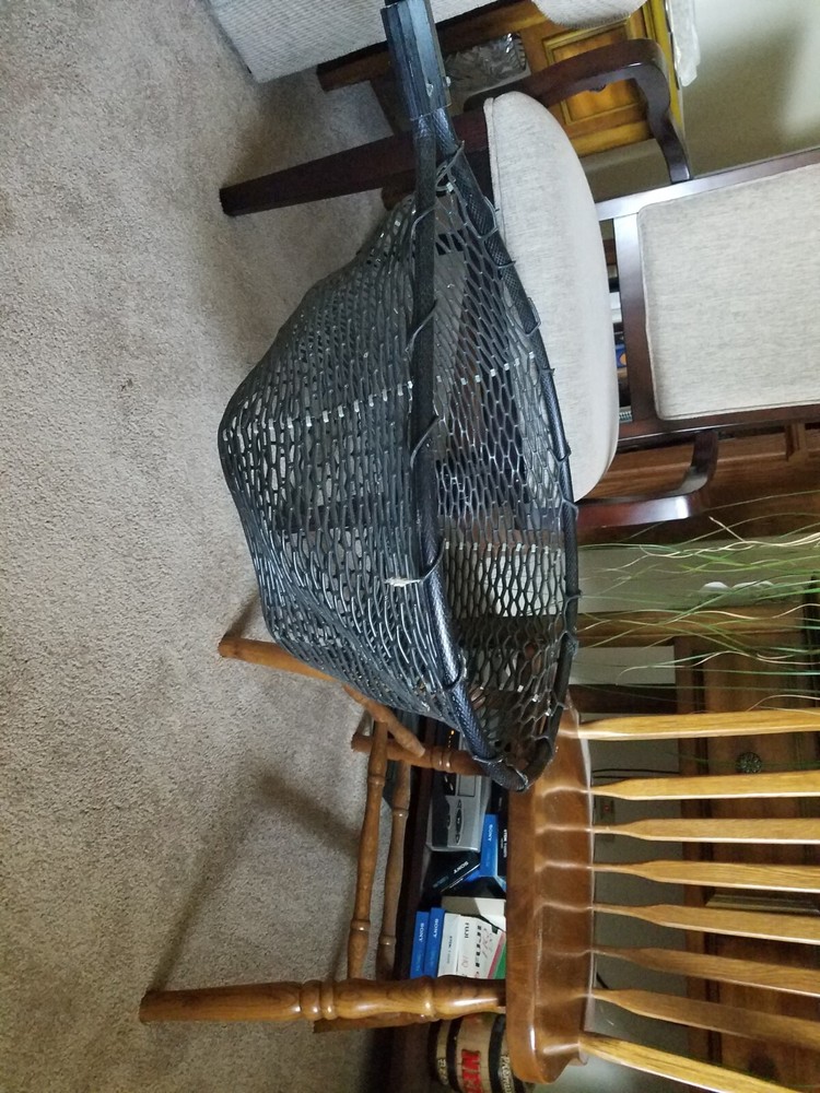 22" Rubber Fish Net with 52" Telescoping Handle to 84" (D)