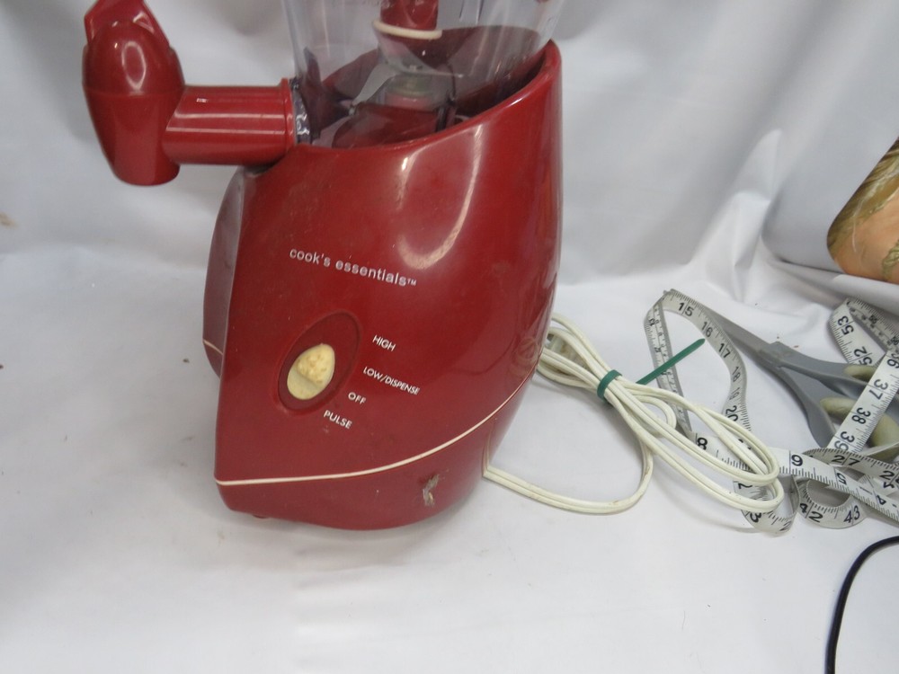 Cook's Essentials Red Smoothie Maker With Tamper Tool