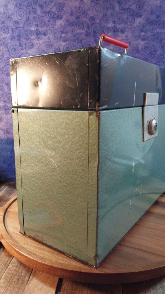 Old Metal Locking Box LOCK BOX SAFE PAPER FILE STORAGE