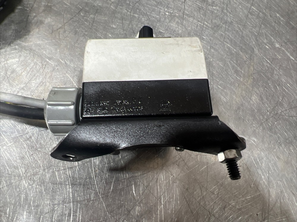 JIT Loader Switch From A Wittmann Model NJIT-2606 Vacuum Loader Used Surplus