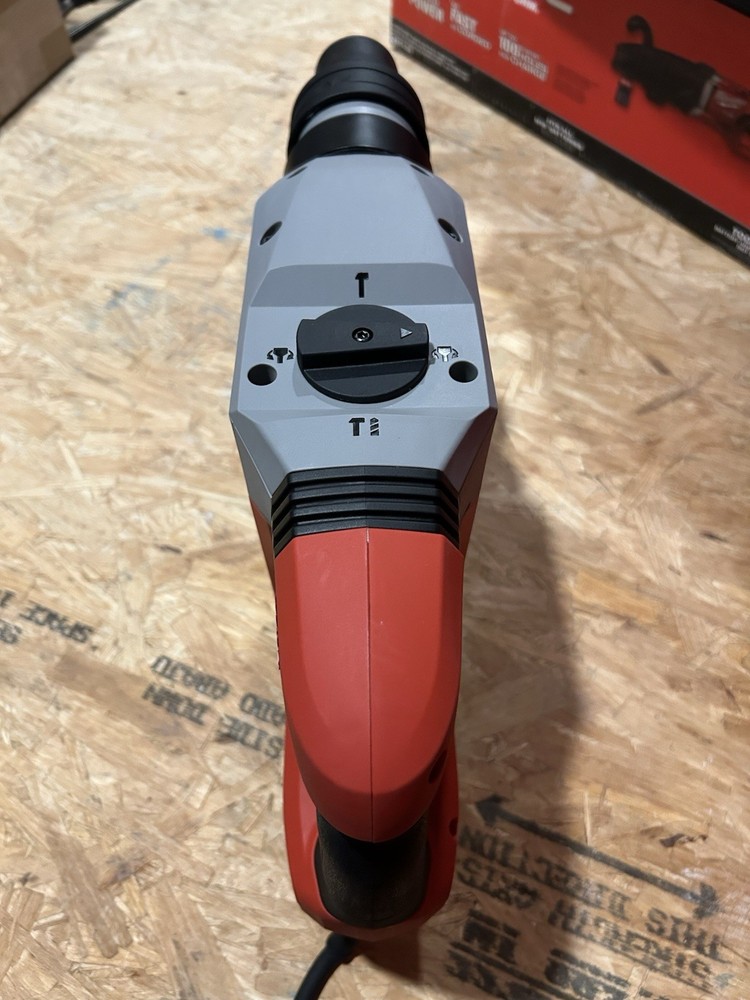 Milwaukee 1-9/16 in. SDS-Max Rotary Hammer