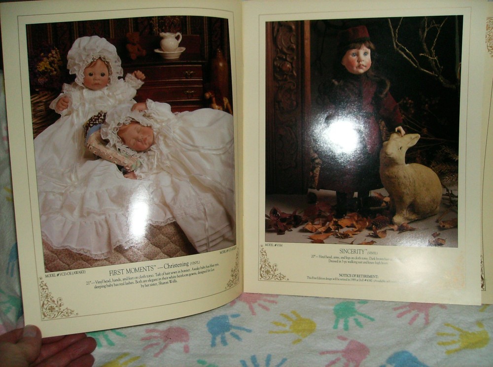 Lee Middleton Broshure collector book