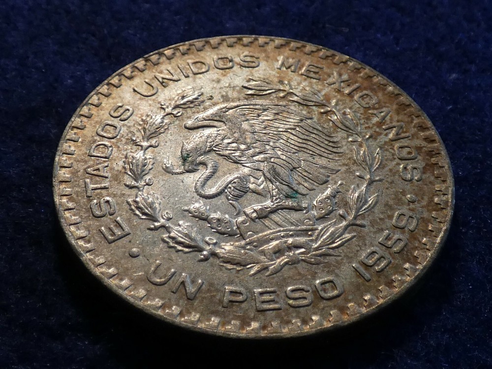 1959 Mexican Silver Un Peso Nicely Toned! #1446
