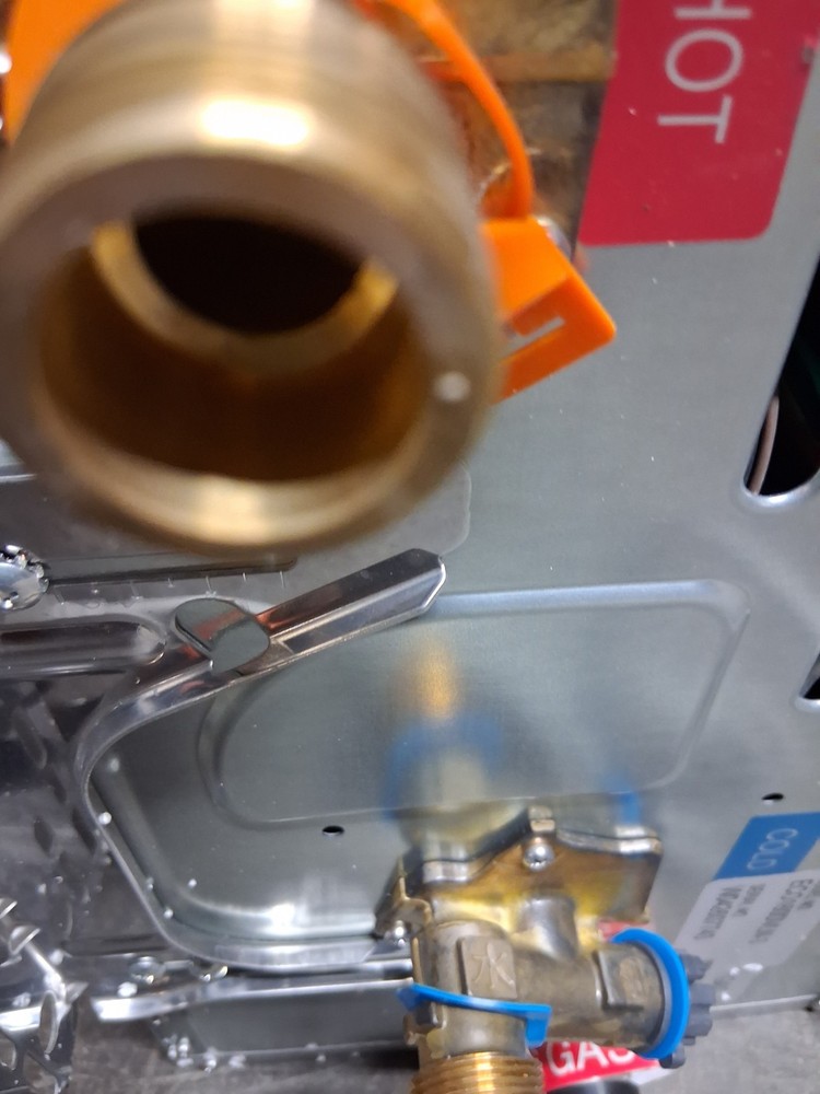 Rheem Performance Plus Indoor Natural Gas Tankless Water Heater ECO160DVLN-3 (OB