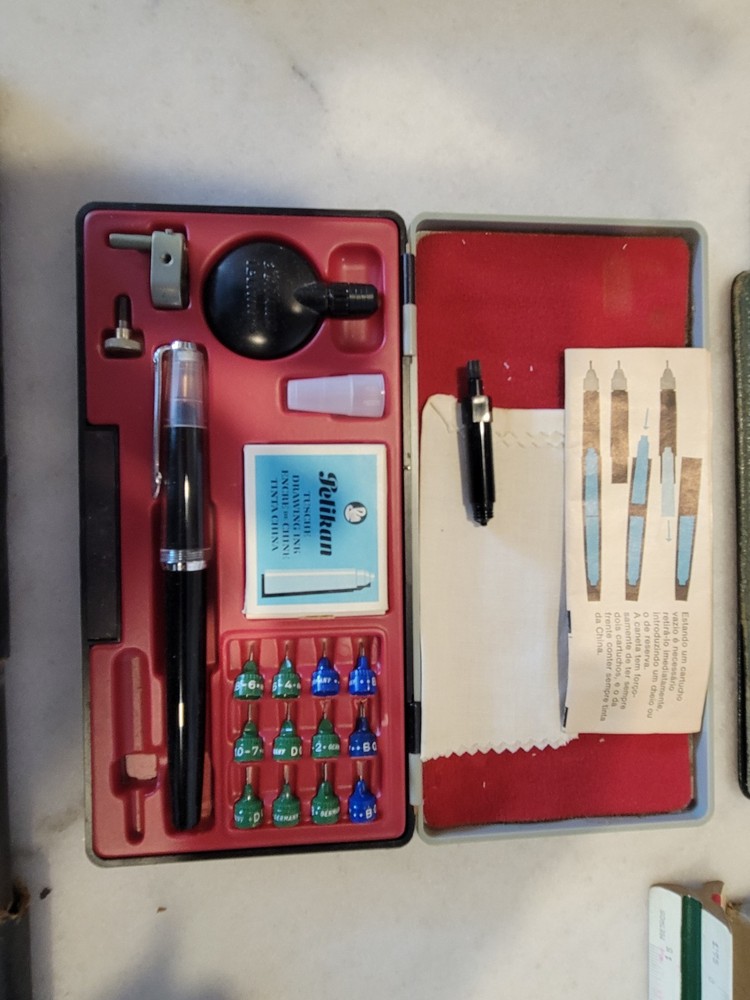 Vintage Arquitectual Drawing Instruments Set