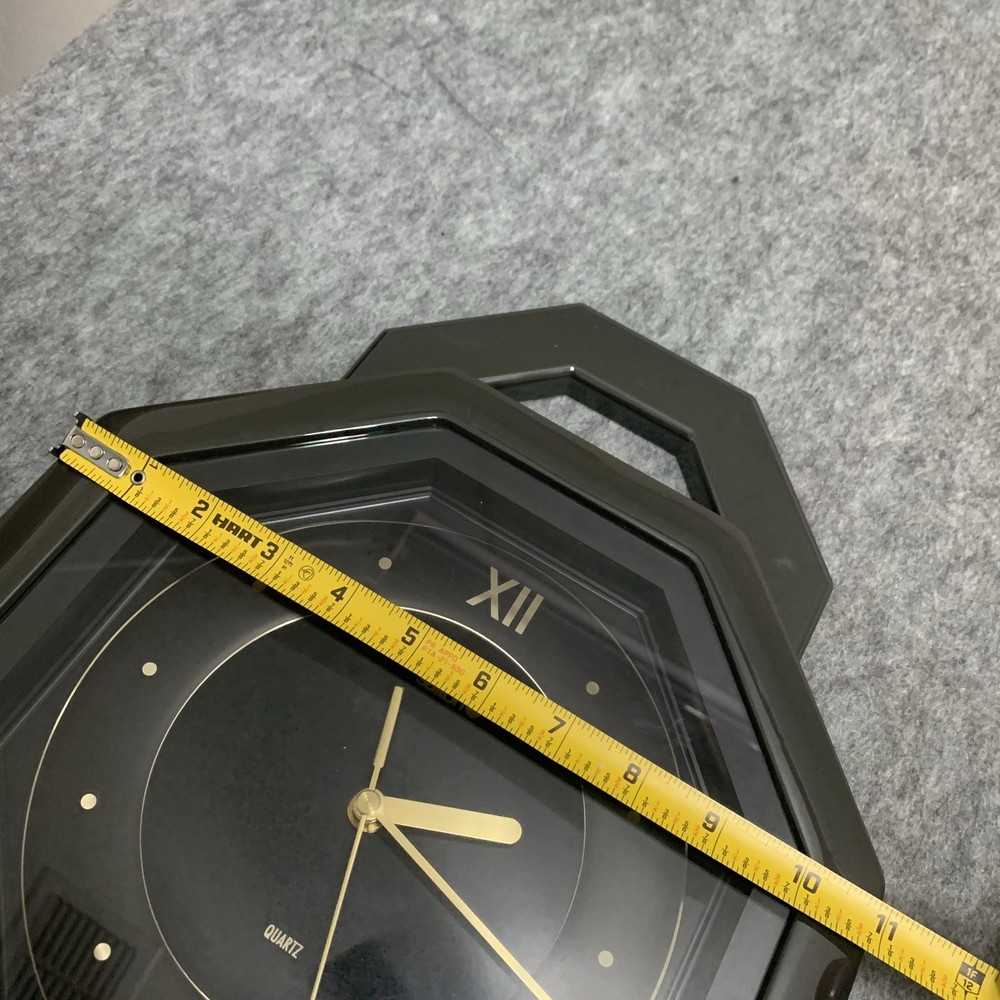 Vintage Salton Wall Clock Quartz Movement WORKS 👍