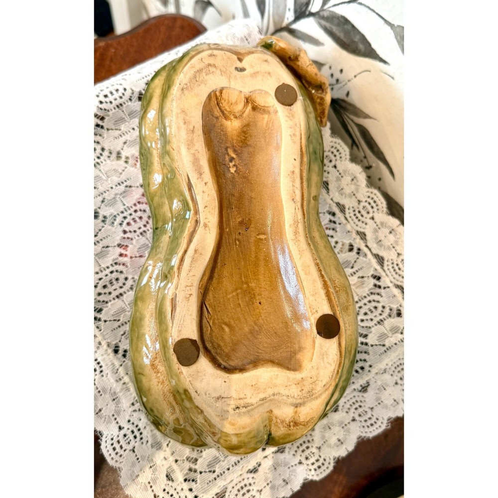 Vintage squash pottery holder table or shelf display