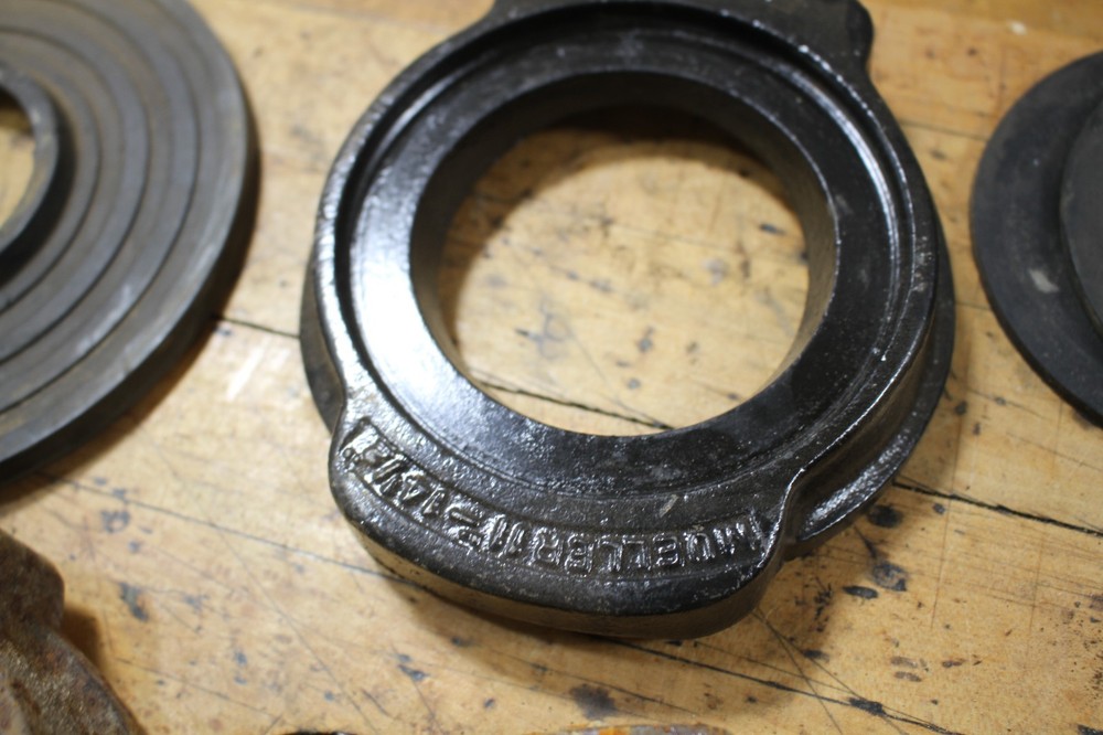 Mueller Tapping Tool B-100 TOOLING
