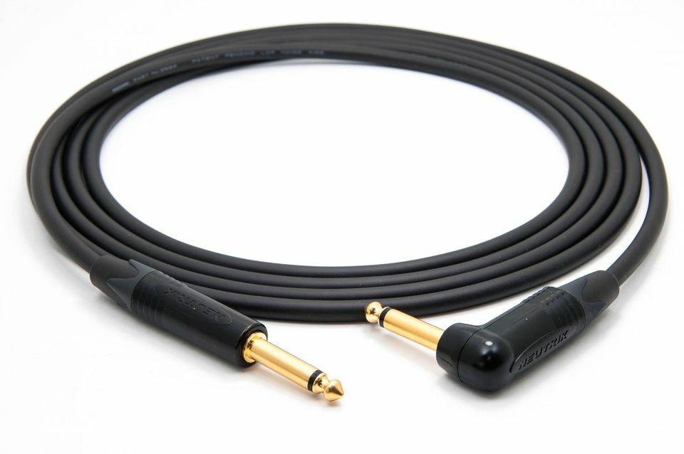 MOGAMI 2524 GUITAR CABLE  SINGLE ANGLED GOLD SERIES 10', 10 Ft.