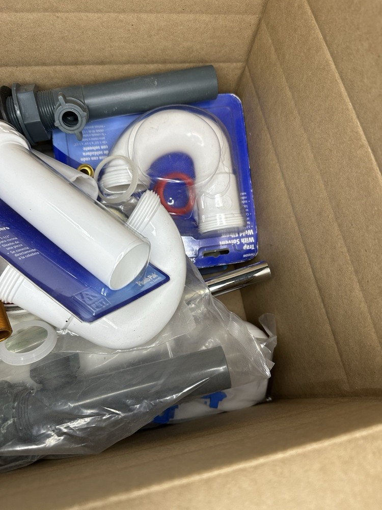 Lot Of Bathroom Plumbers Stuff Everything In The Box.