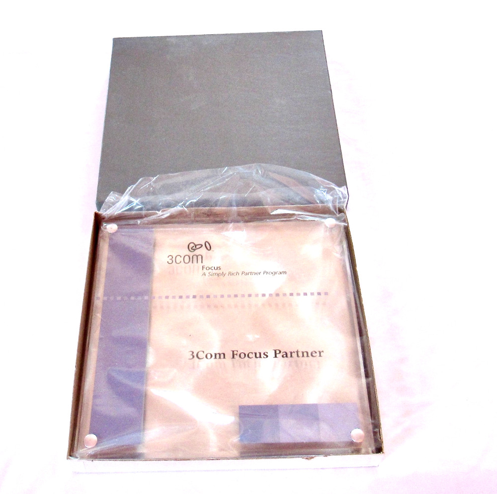 3COM Plaque Award Sign - New in Box - Original packaging